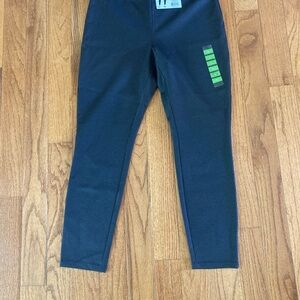 Ellen Tracy Black Leggings Capri with Pattern Accent